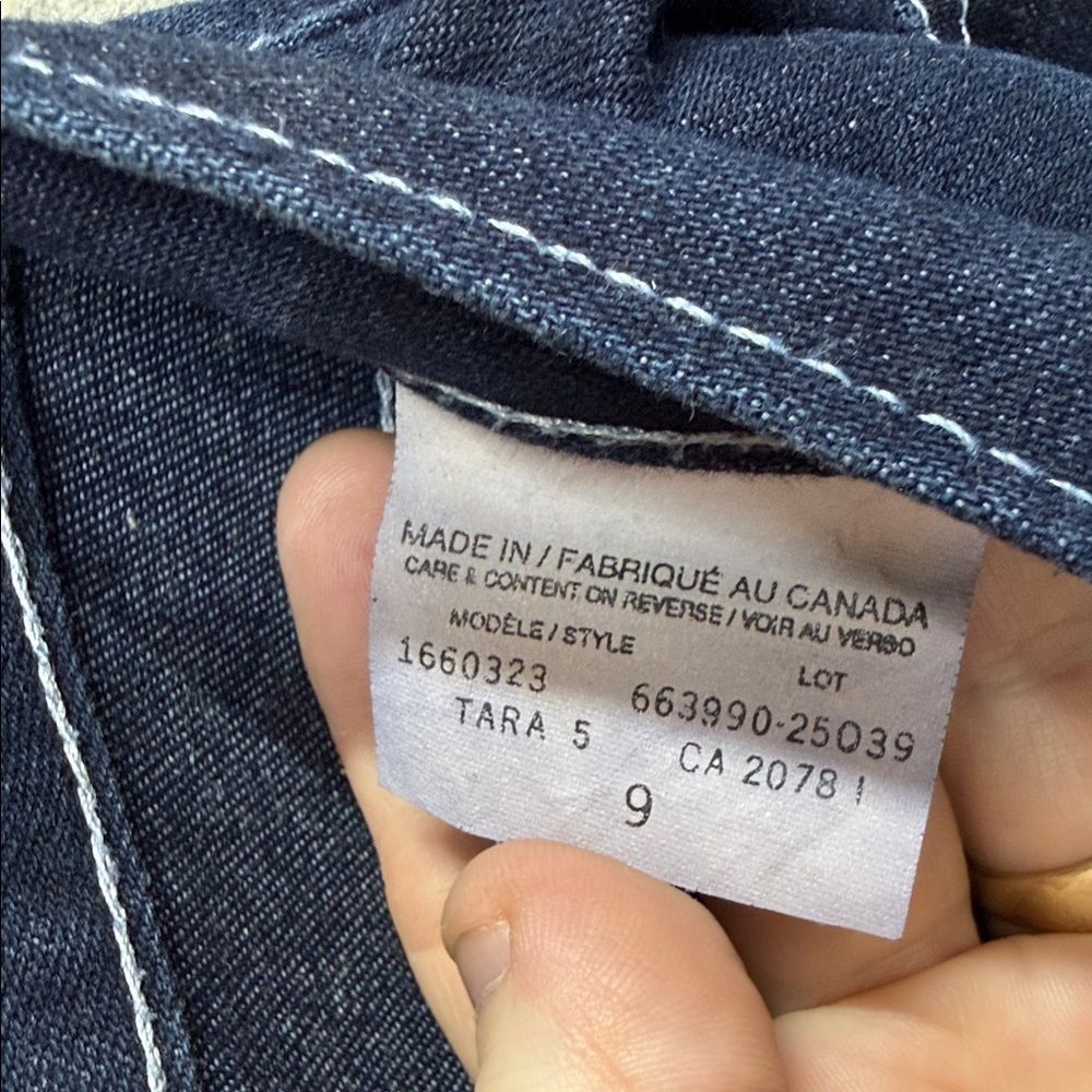 Tommy Hilfiger Navy Denim Pencil Skirt with Flag Detail - Picture 6 of 7